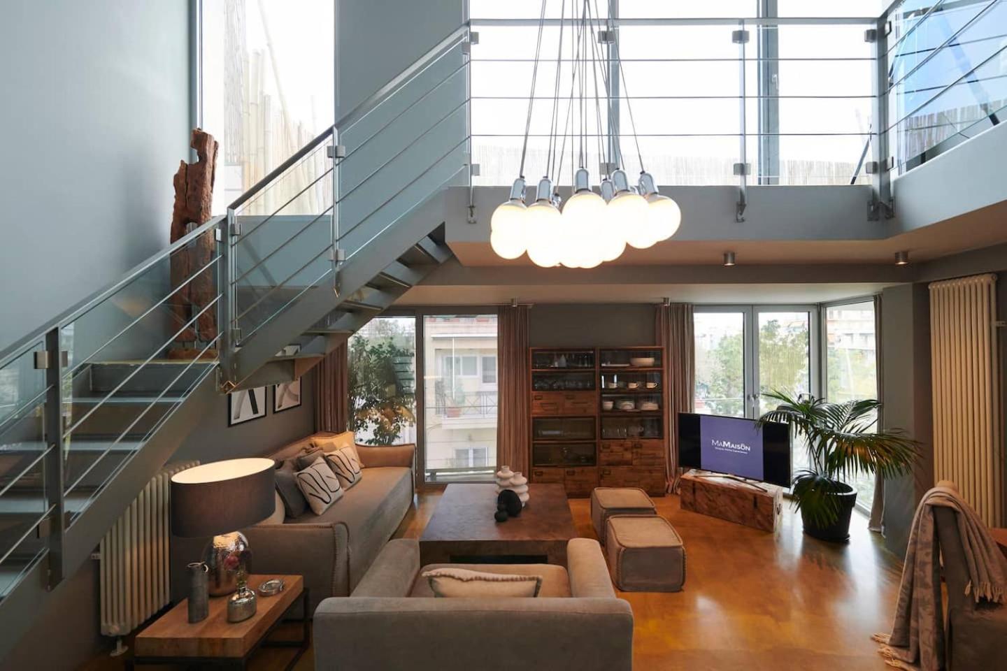 Ma Maison No5 Penthouse Loft, Private Heated Pool, Acropolis View, Ultra High Speed Internet 300 Mbps, Short Walk To Acropolis, Parking Upon Request, 1' From Metro 아테네 외부 사진