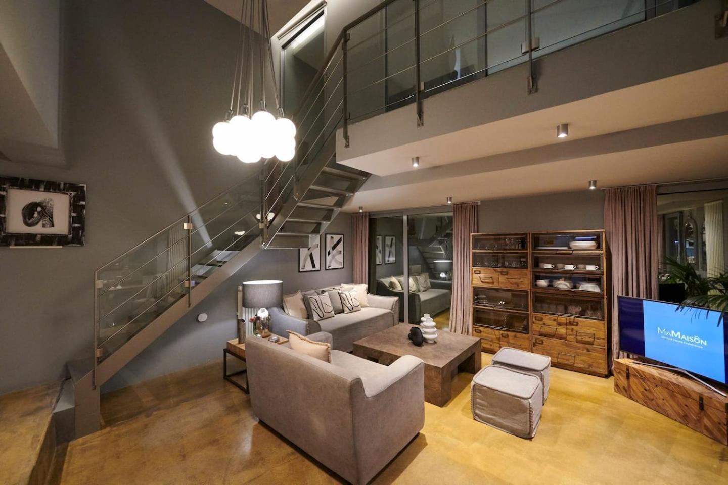 Ma Maison No5 Penthouse Loft, Private Heated Pool, Acropolis View, Ultra High Speed Internet 300 Mbps, Short Walk To Acropolis, Parking Upon Request, 1' From Metro 아테네 외부 사진