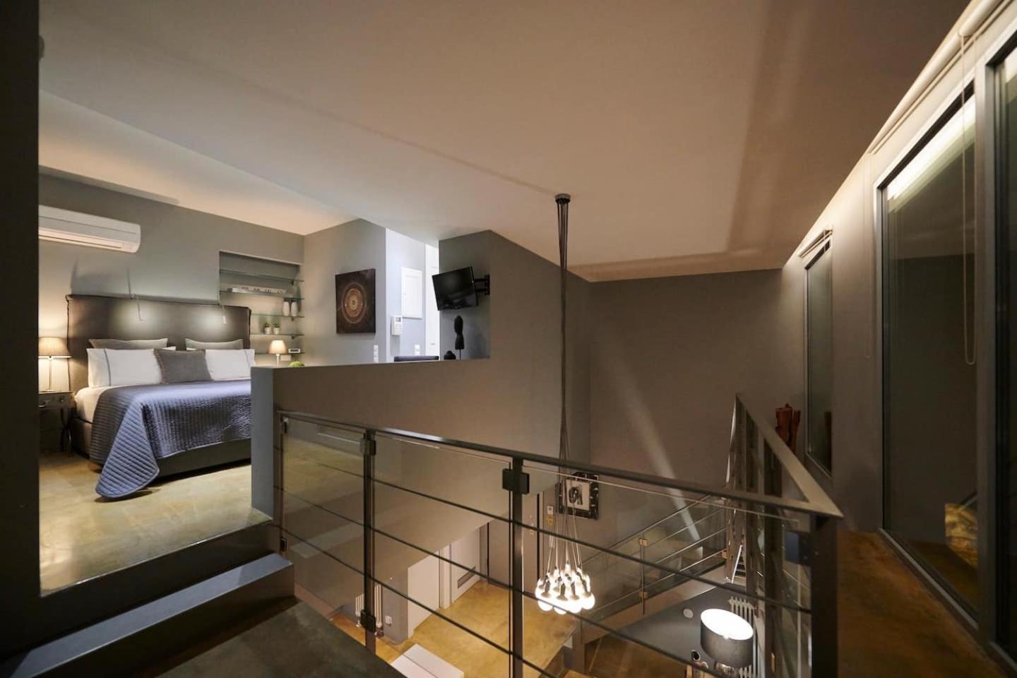 Ma Maison No5 Penthouse Loft, Private Heated Pool, Acropolis View, Ultra High Speed Internet 300 Mbps, Short Walk To Acropolis, Parking Upon Request, 1' From Metro 아테네 외부 사진