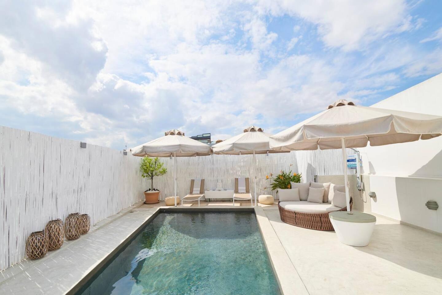 Ma Maison No5 Penthouse Loft, Private Heated Pool, Acropolis View, Ultra High Speed Internet 300 Mbps, Short Walk To Acropolis, Parking Upon Request, 1' From Metro 아테네 외부 사진