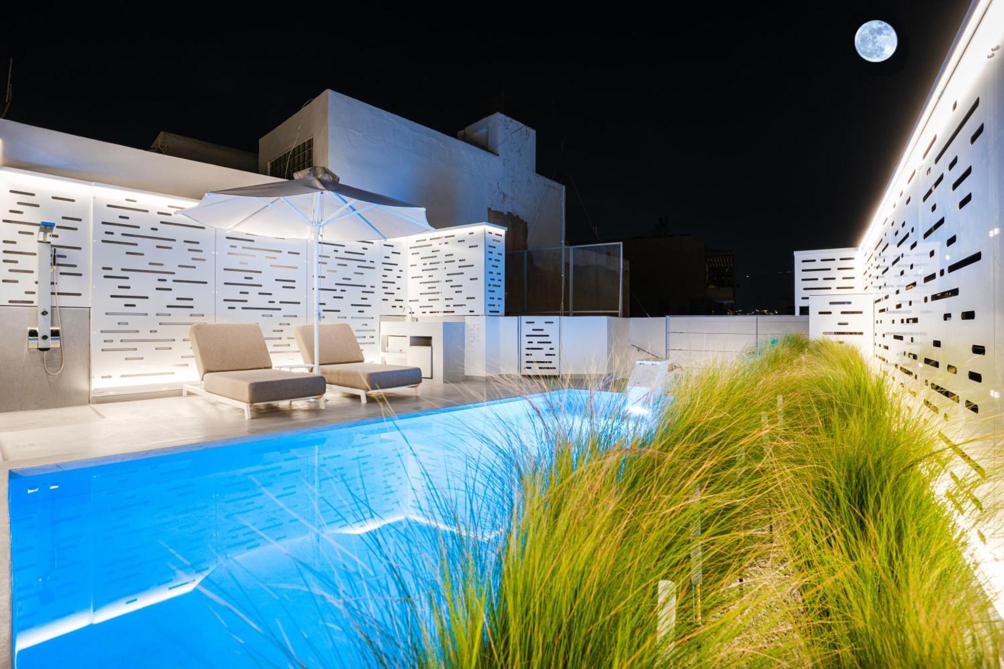 Ma Maison No5 Penthouse Loft, Private Heated Pool, Acropolis View, Ultra High Speed Internet 300 Mbps, Short Walk To Acropolis, Parking Upon Request, 1' From Metro 아테네 외부 사진