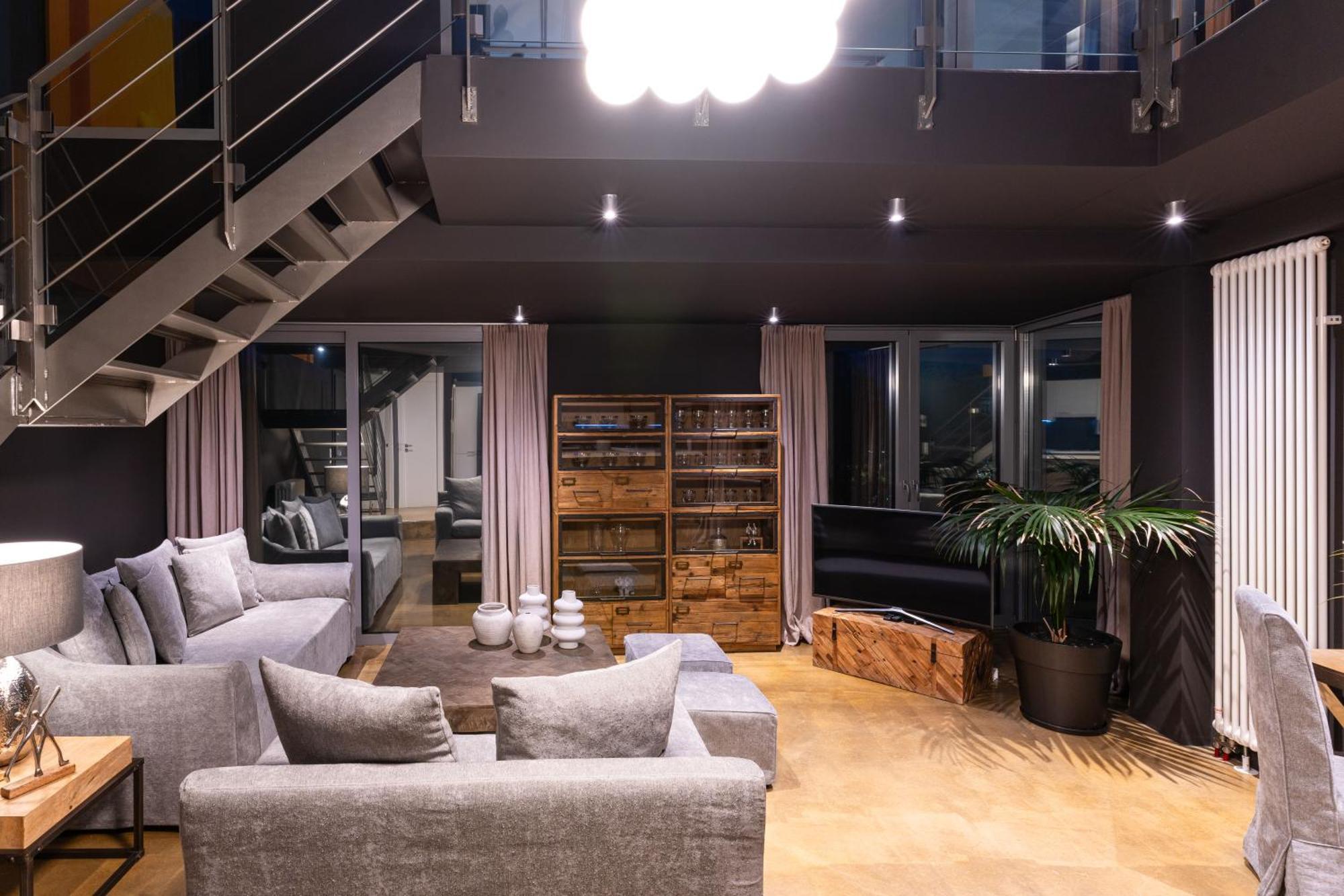 Ma Maison No5 Penthouse Loft, Private Heated Pool, Acropolis View, Ultra High Speed Internet 300 Mbps, Short Walk To Acropolis, Parking Upon Request, 1' From Metro 아테네 외부 사진